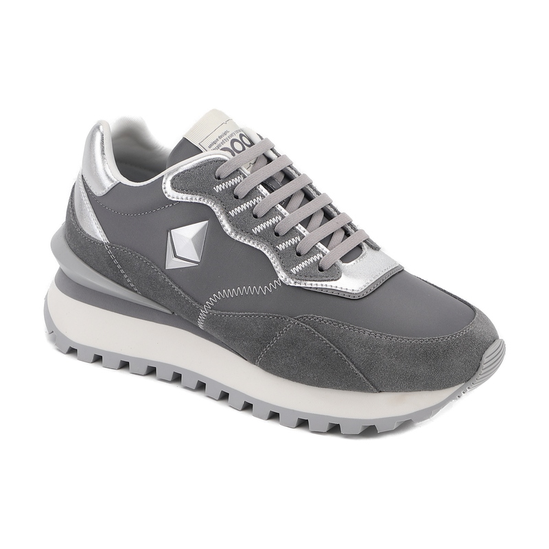 Ethereum Retro Runner Sneakers Tech-Inspired Grey Lifestyle Shoes - Image 2